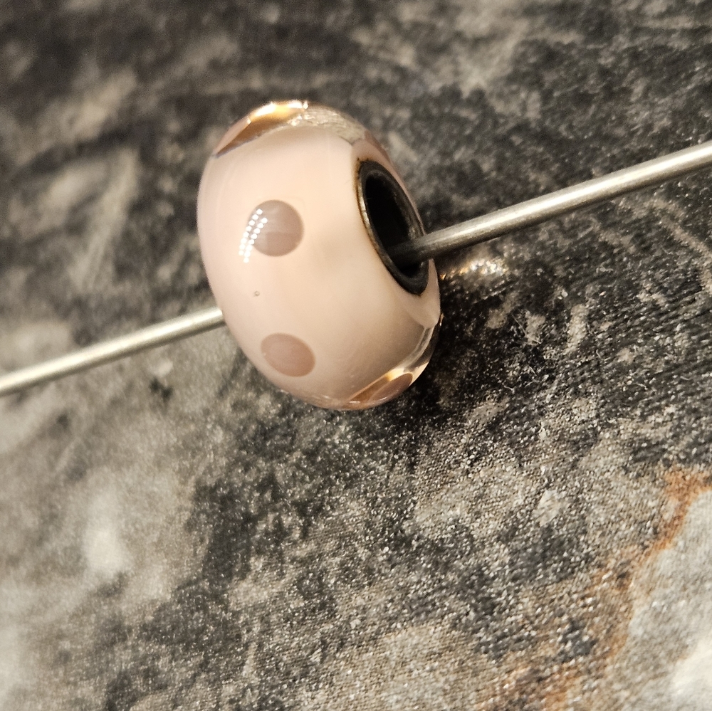 Retired Trollbead Lila Dot